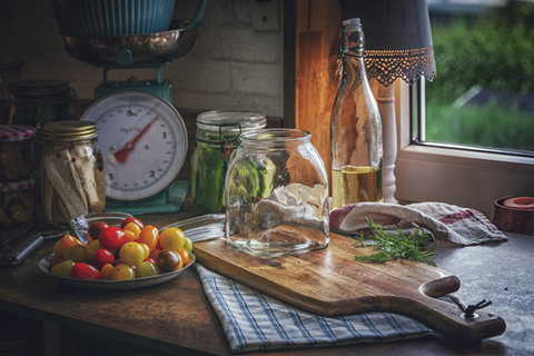 Home & Living articles